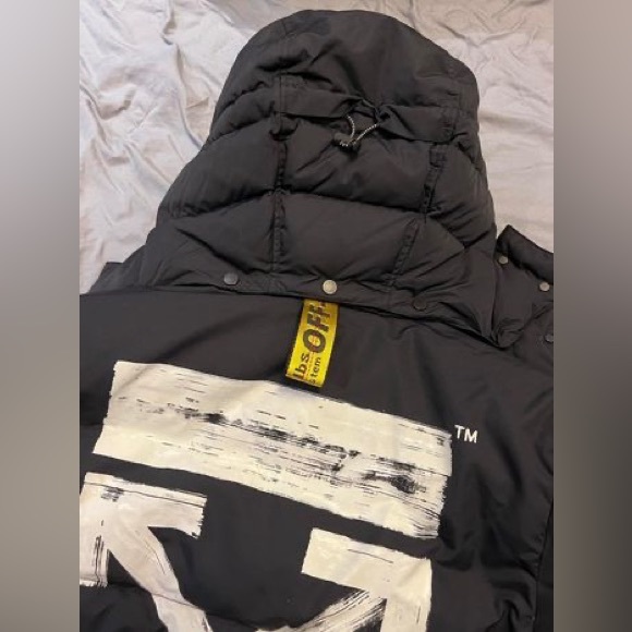 Off white down jacket size Xs - Picture 6 of 6
